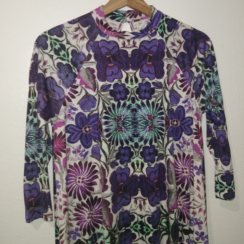 💥SALE💥FREE PEOPLE Fiesta White Floral Combo Dress - Picture 5 of 10